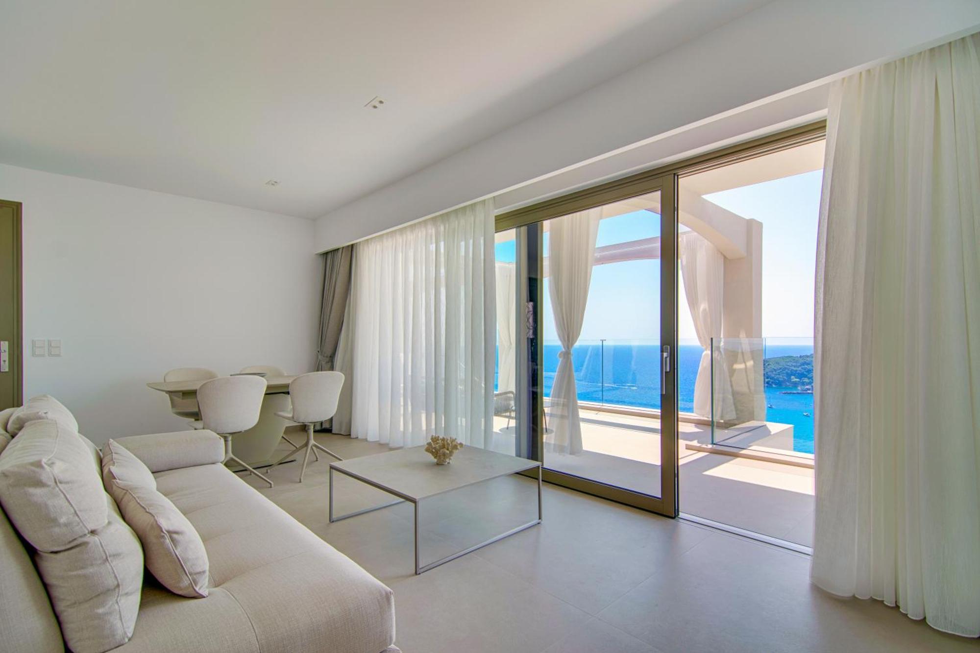 Livinghome Suites Parga Exterior foto